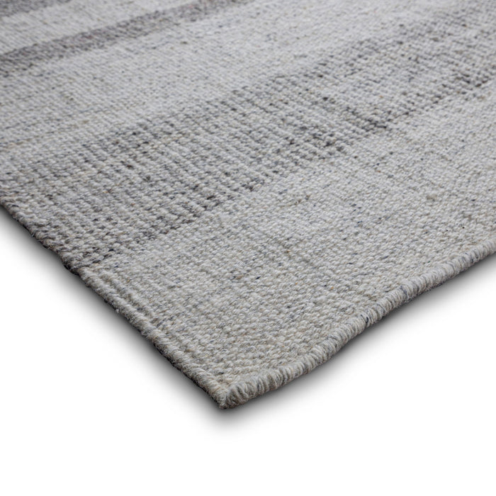 Hodges - 6' X 9' Area Rug - Ivory / Gray