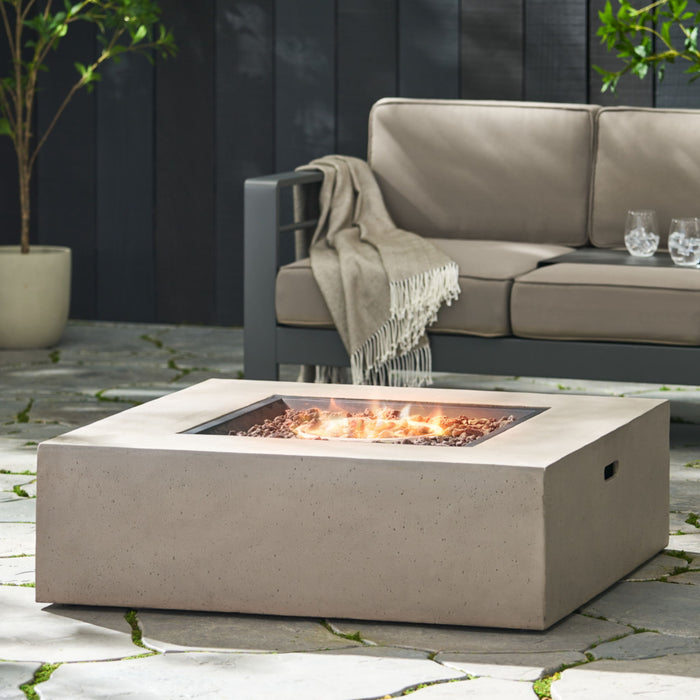 Modern 50,000 Btu Square Fire Table With Propane Tank
