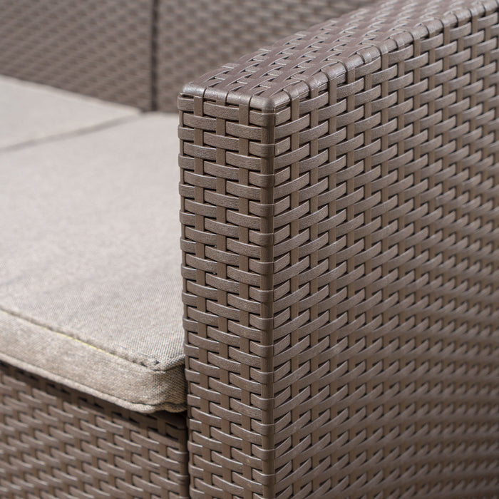 Outdoor Wicker Club Chair With Water Resistance