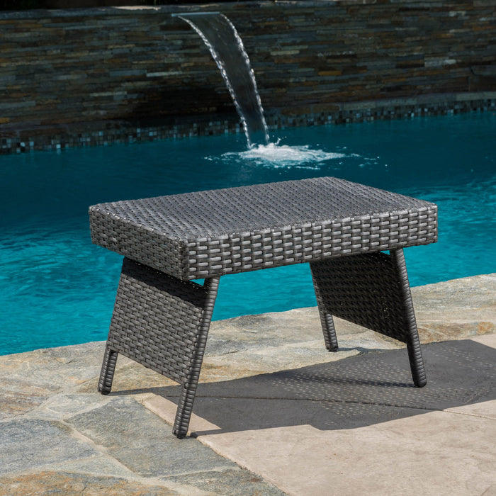 Outdoor Wicker Table With Rectangular Tabletop - Gray