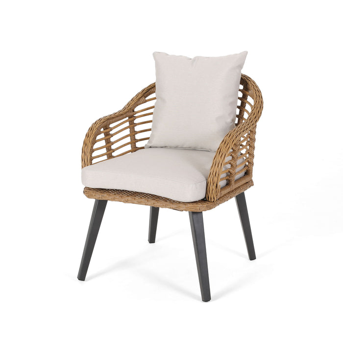 Outdoor Accent Chair With Aluminum Frame And Rattan Seating