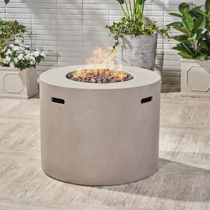 Round Iron Fire Pit With 40,000 Btu