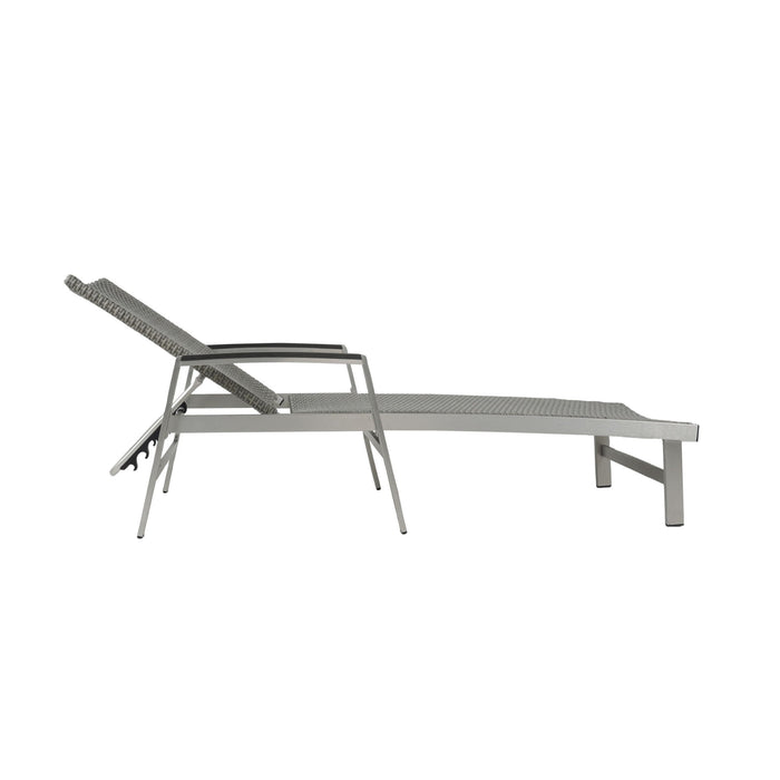 Oaxton - Chaise Lounge