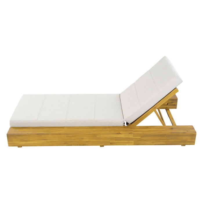 Outdoor Chaise Lounges With Water-Resistant Cushions