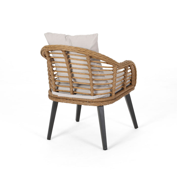 Outdoor Accent Chair With Aluminum Frame And Rattan Seating