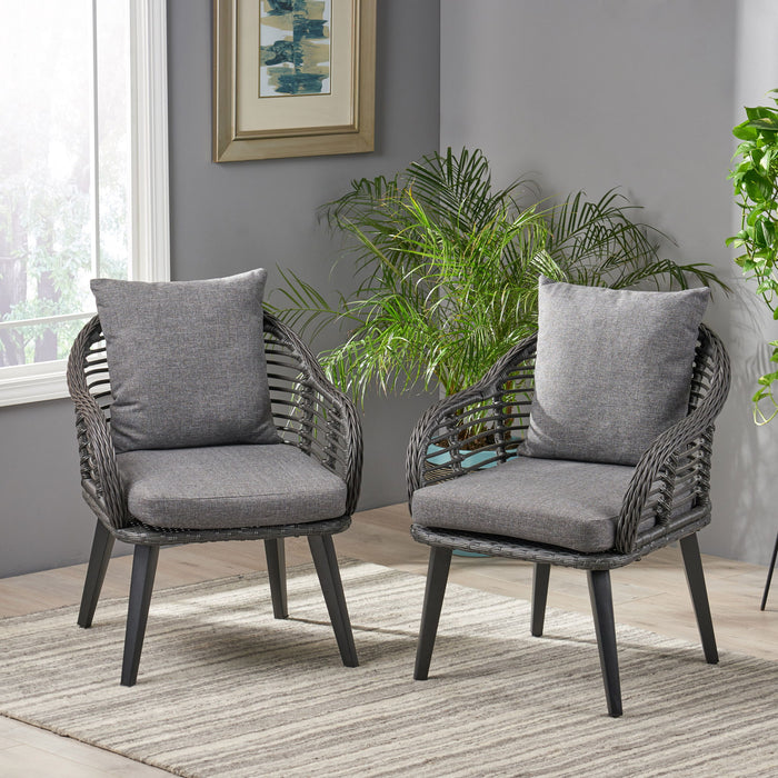 Outdoor Accent Chair With Aluminum Frame And Rattan Seating