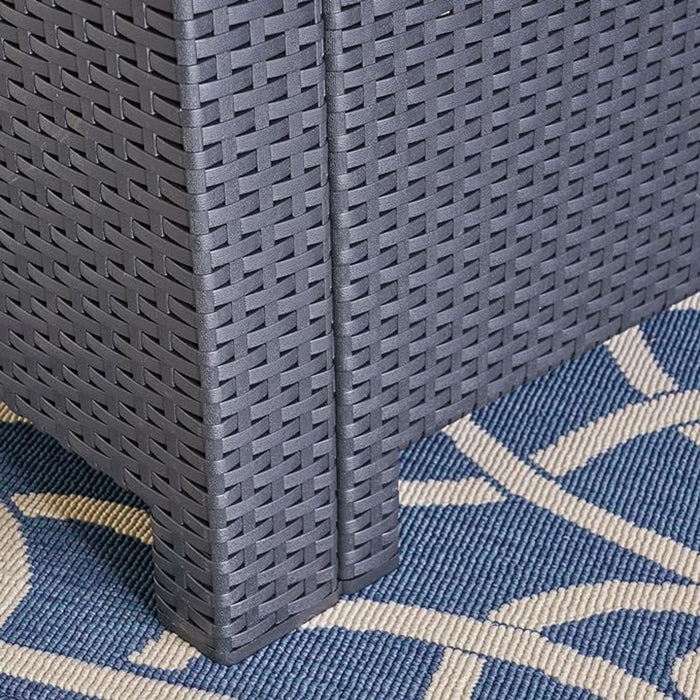 Outdoor Wicker Club Chair With Water Resistance