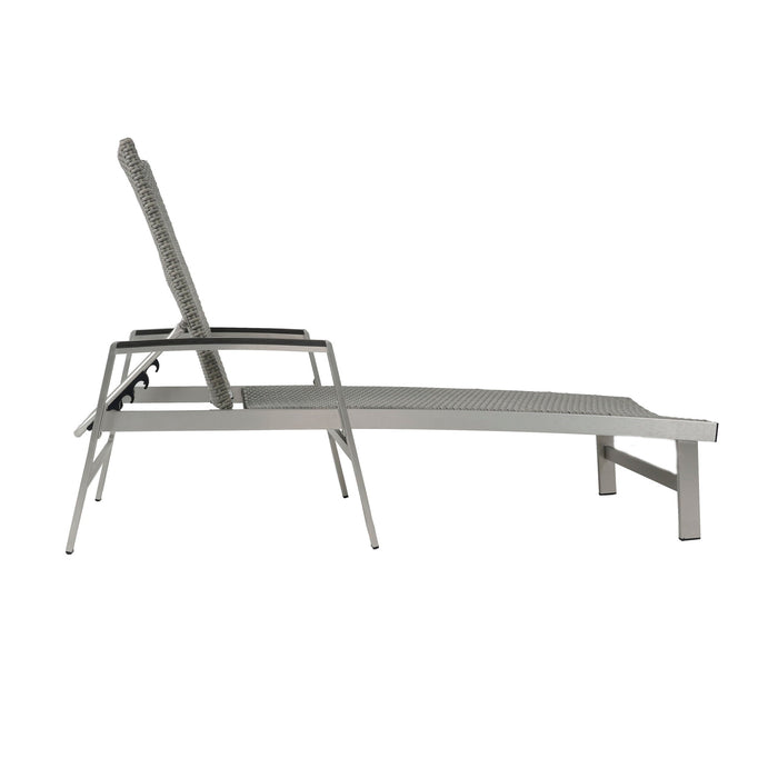 Oaxton - Chaise Lounge