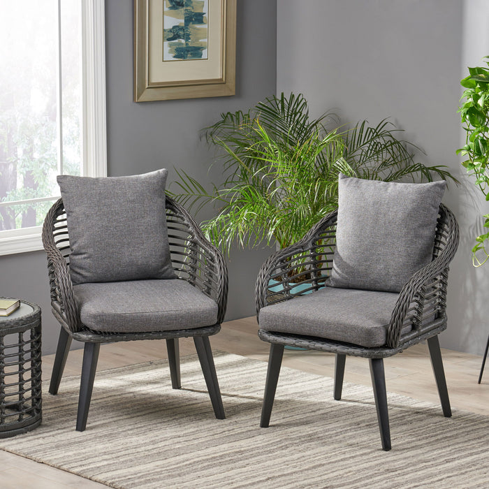 Outdoor Accent Chair With Aluminum Frame And Rattan Seating