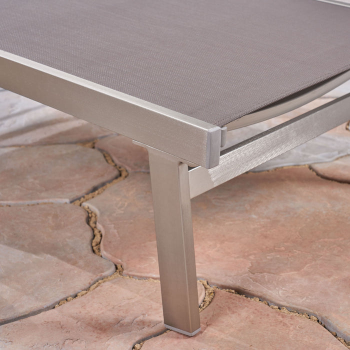 Oxton - Chaise Lounge Stylish Outdoor Seating