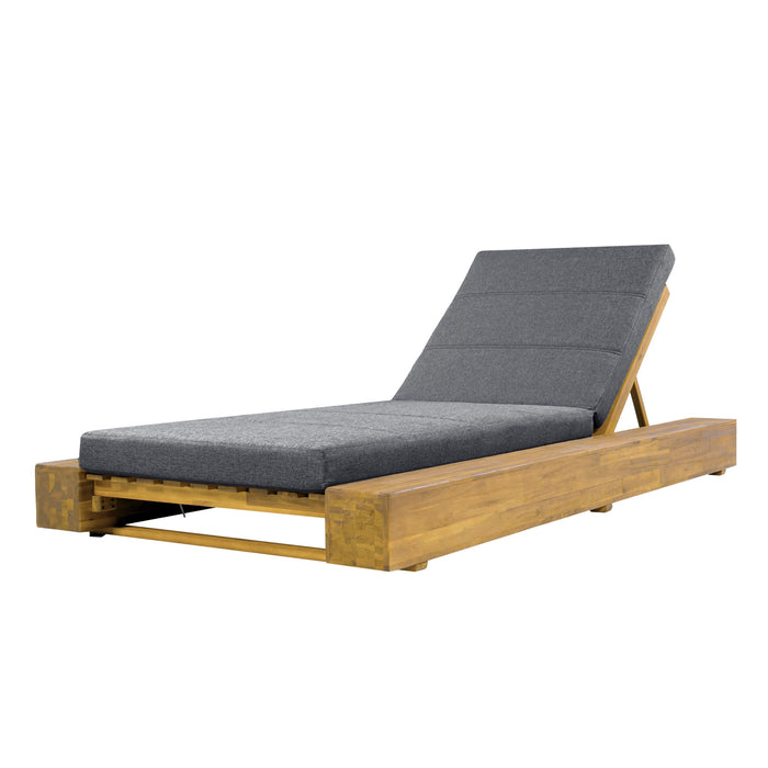 Outdoor Chaise Lounges With Water-Resistant Cushions