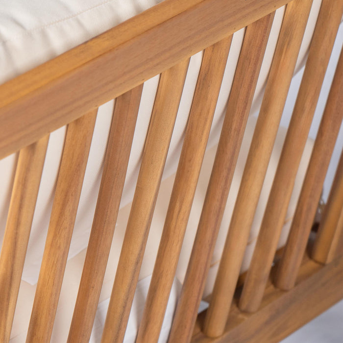 Modern Outdoor Lounge Chair With Cushions