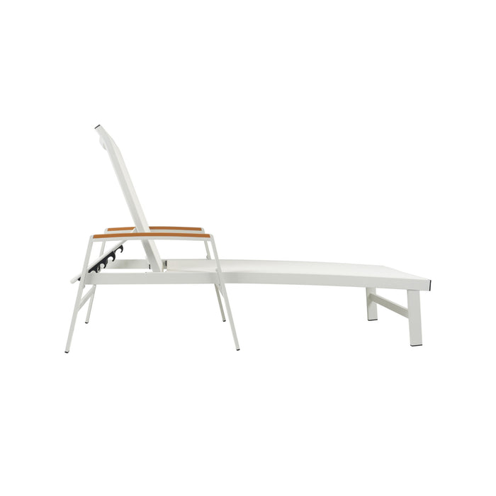 Oaxton - Chaise Lounge