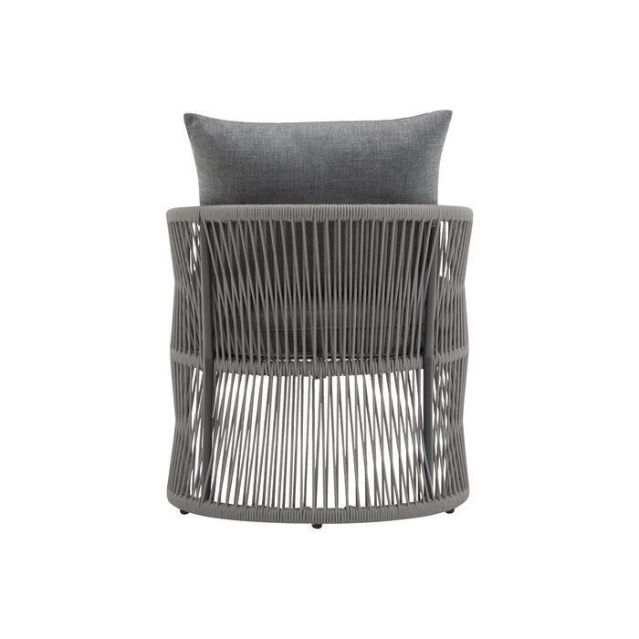 Modern Curved Aluminum Lounge Chair With Stylish Rope Weave Design And Cushioned Comfort For Outdoor
